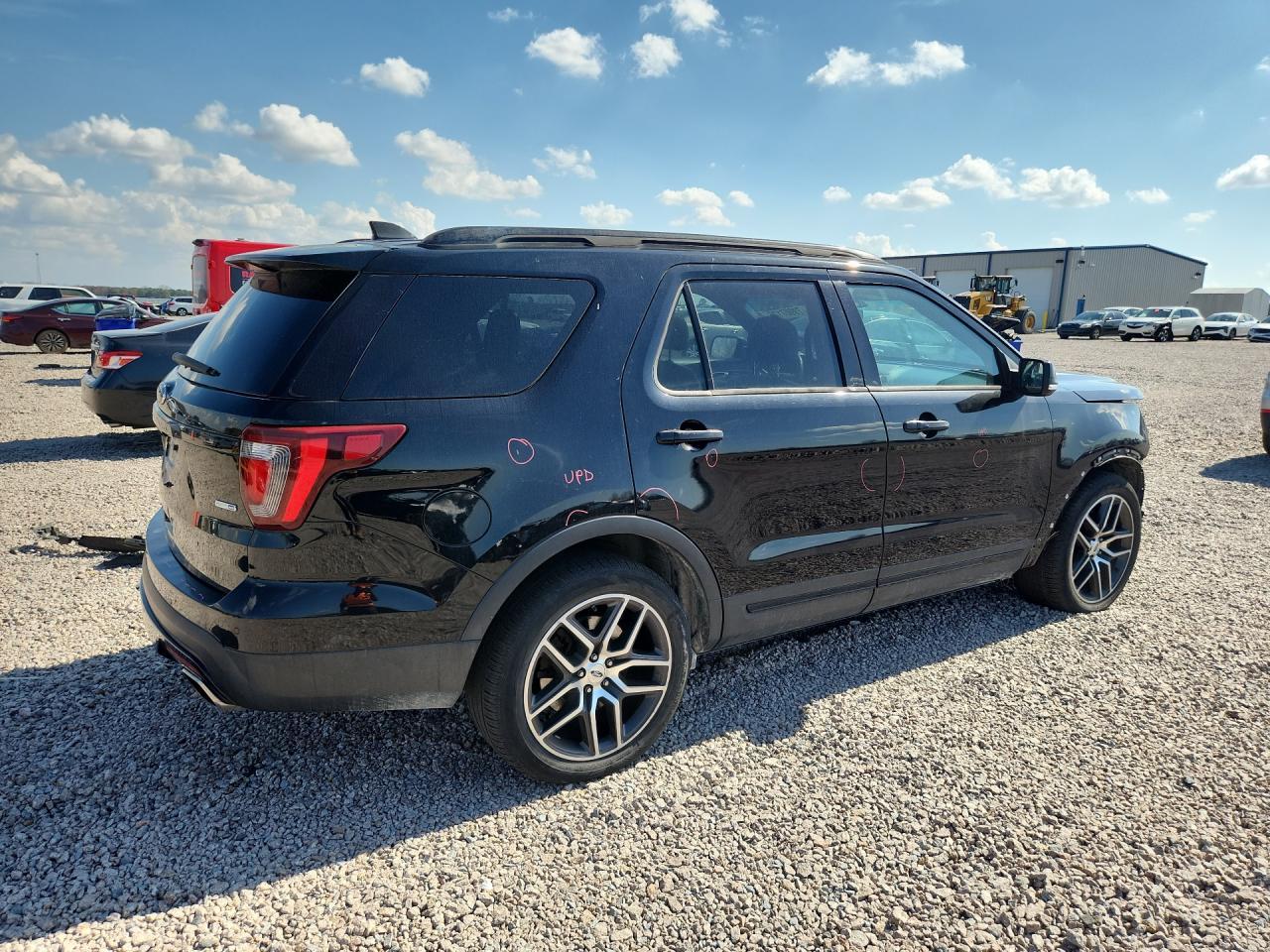 2016 Ford Explorer Sport - Image 3