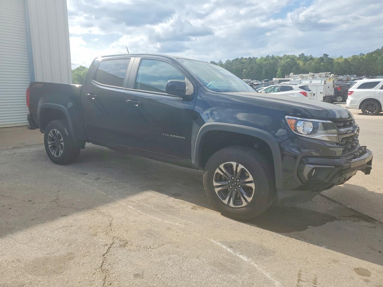 2022 Chevrolet Colorado Z71 - Фото 4