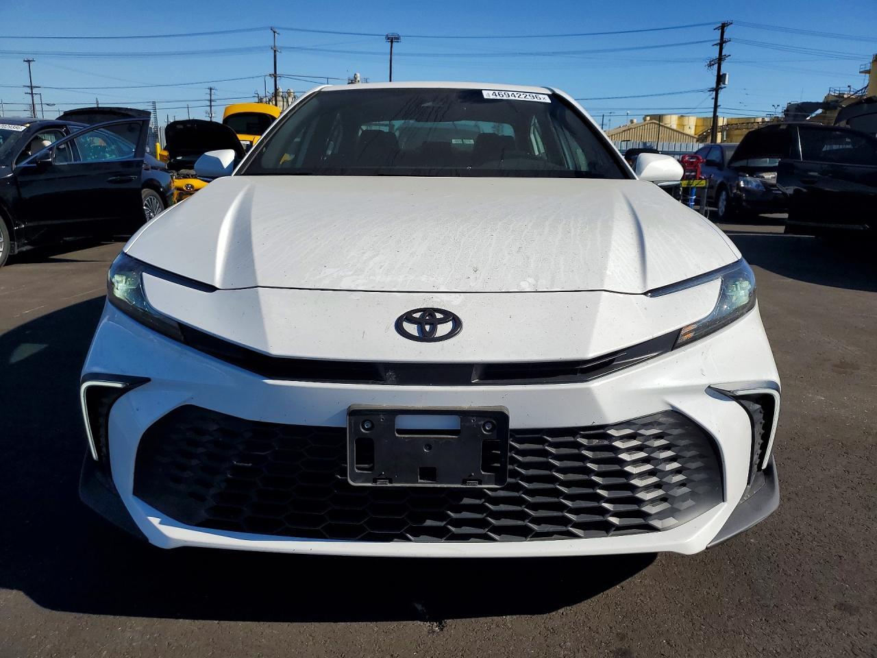 2025 Toyota Camry Se - Фото 5