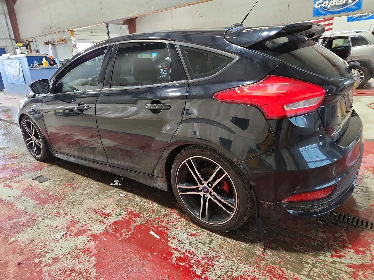 2016 Ford Focus St - Фото 2