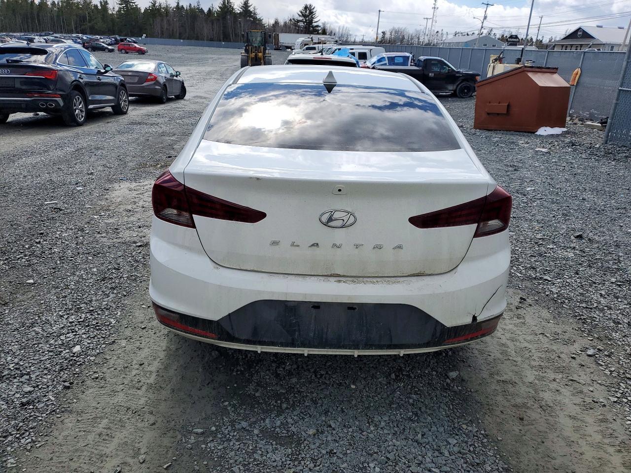 2020 Hyundai Elantra Sel - Фото 6