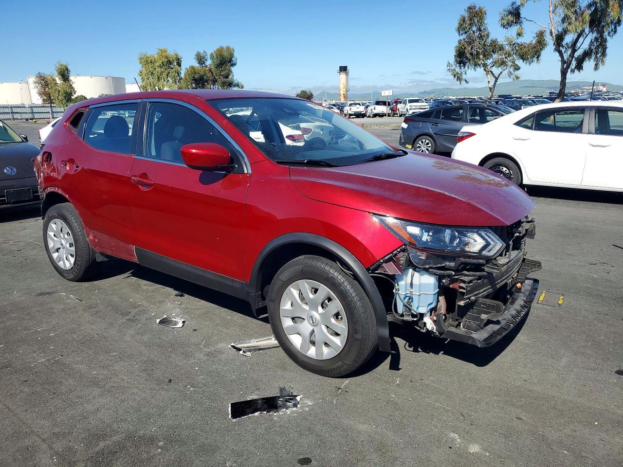 2020 Nissan Rogue Sport S - Фото 4