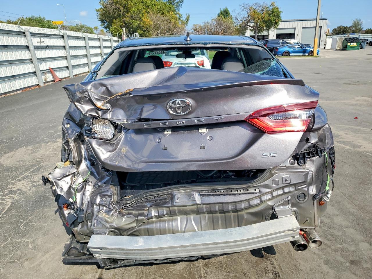 2023 Toyota Camry Se - Image 6