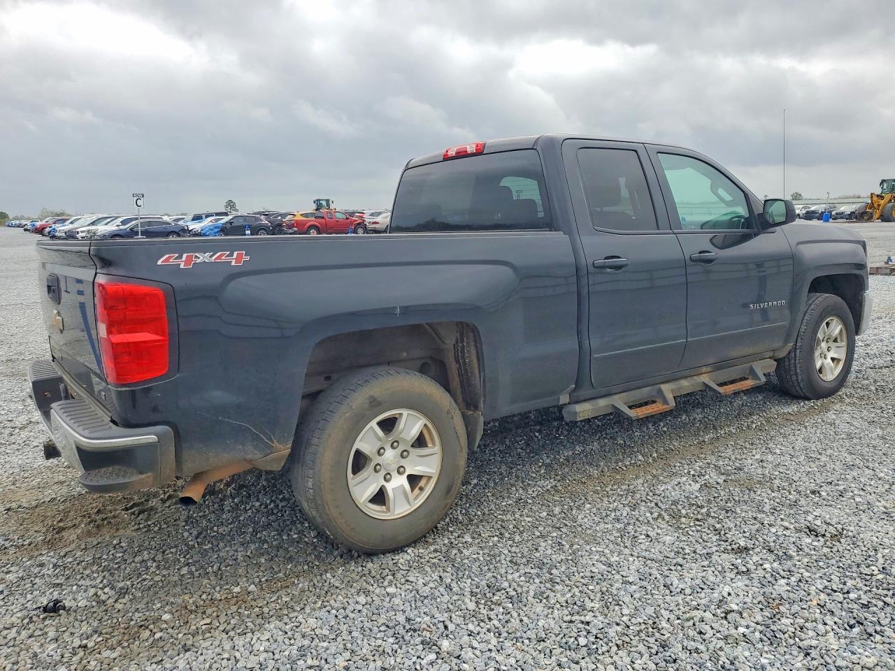 2016 Chevrolet Silverado K1500 Lt - Image 3
