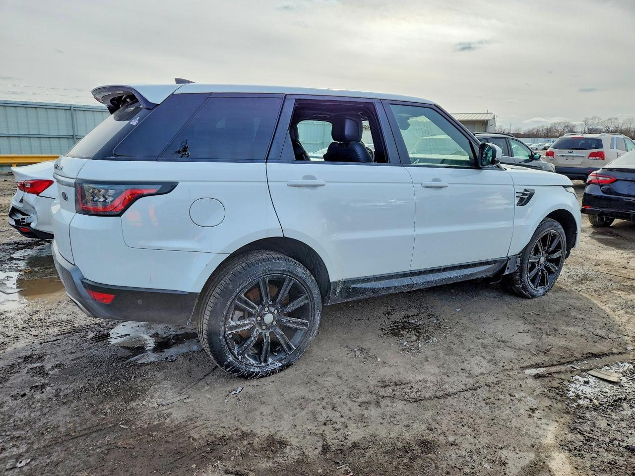 2018 Land Rover Range Rover Sport Supercharged Dynamic - Image 3