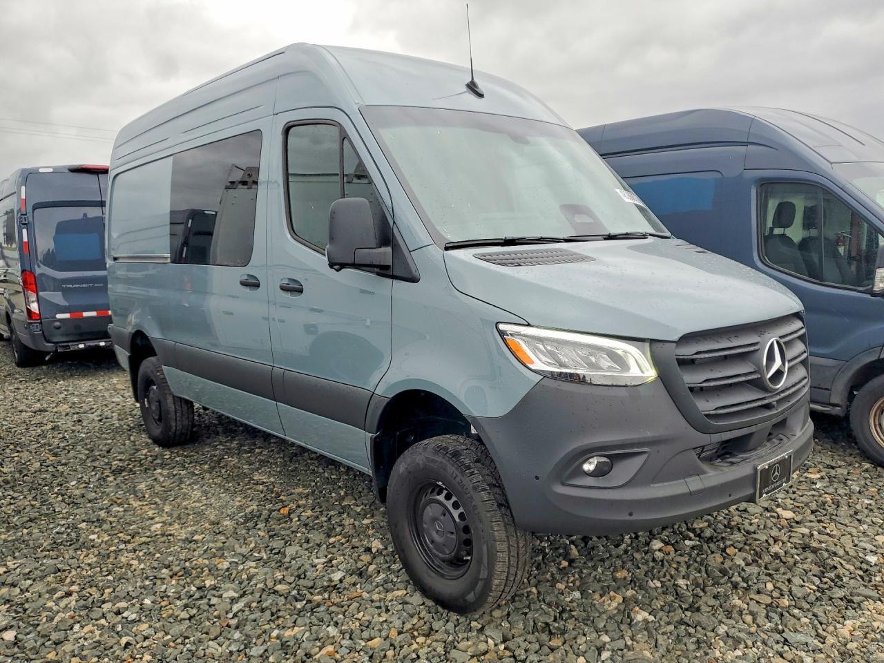 2025 Mercedes-Benz Sprinter 2500 - Фото 4