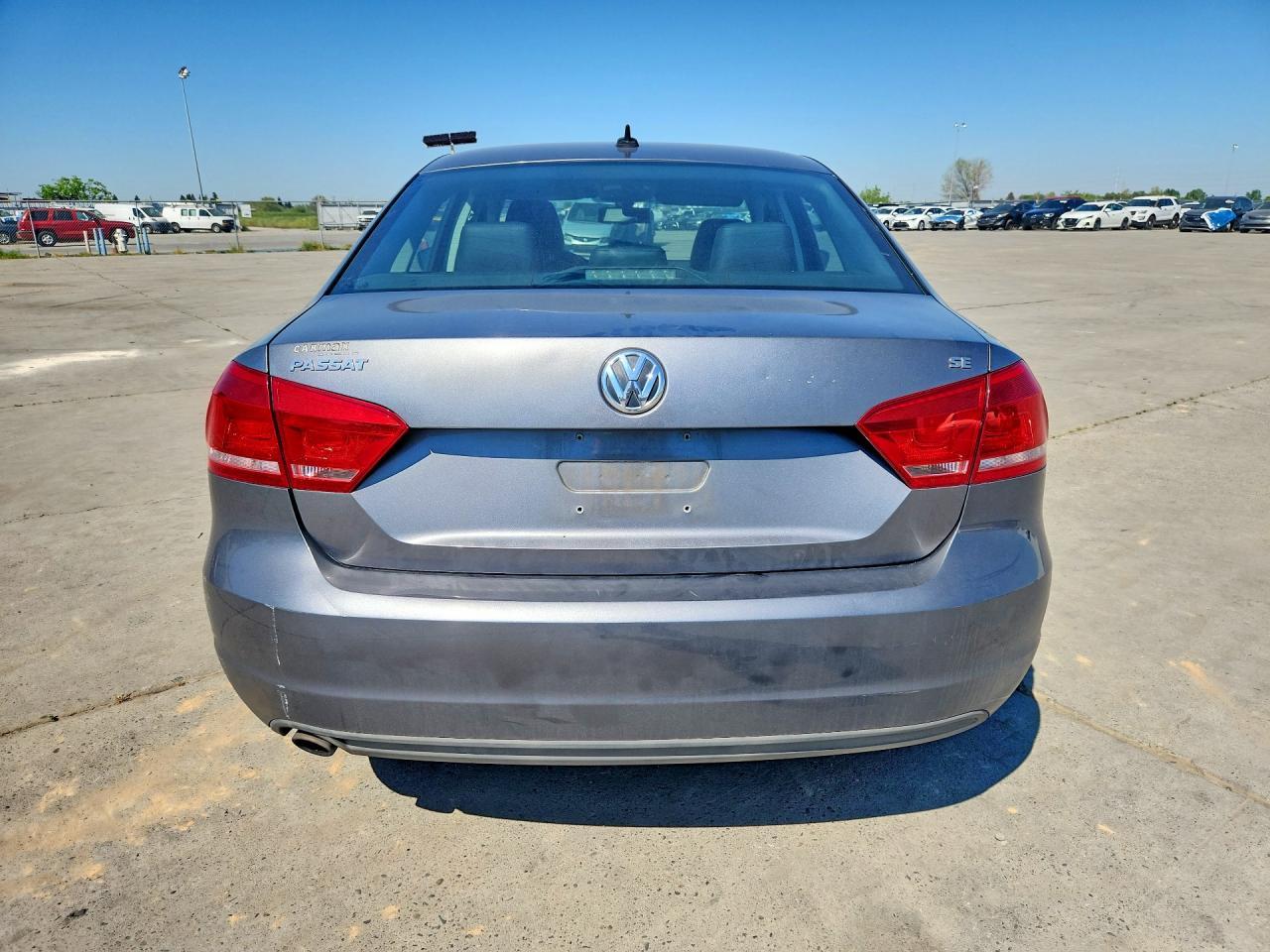 2013 Volkswagen Passat Se - Фото 6