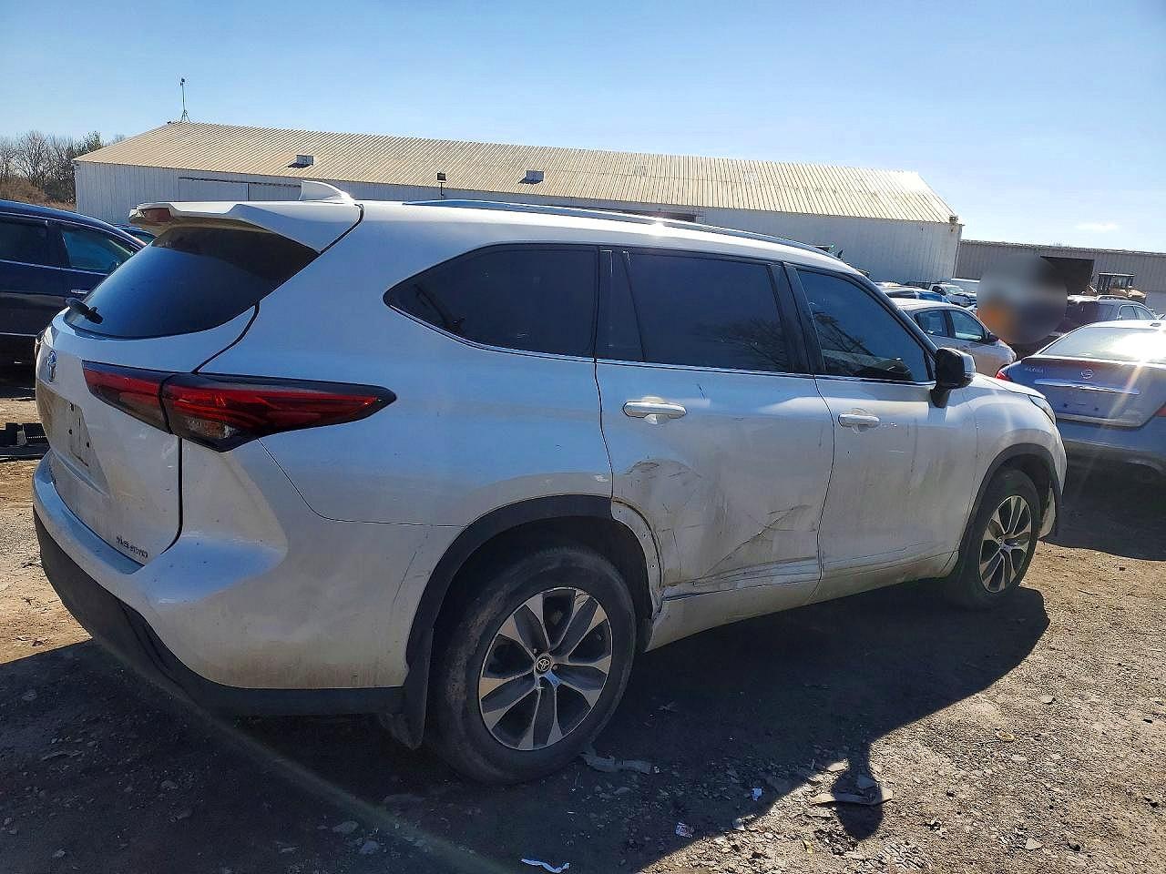 2021 Toyota Highlander Xle - Фото 3