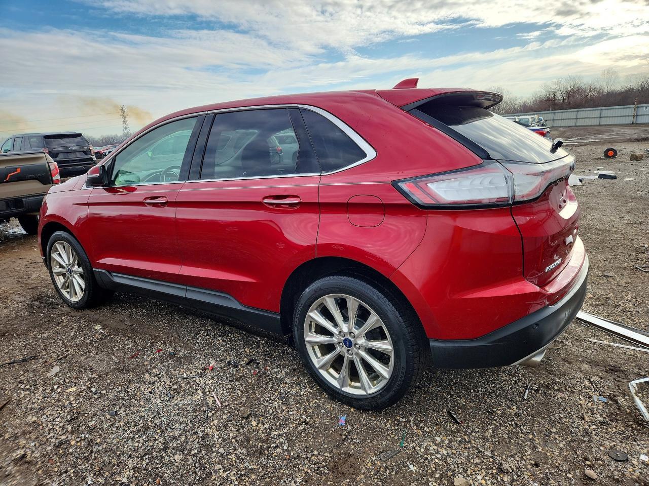 2017 Ford Edge Titanium - Фото 2