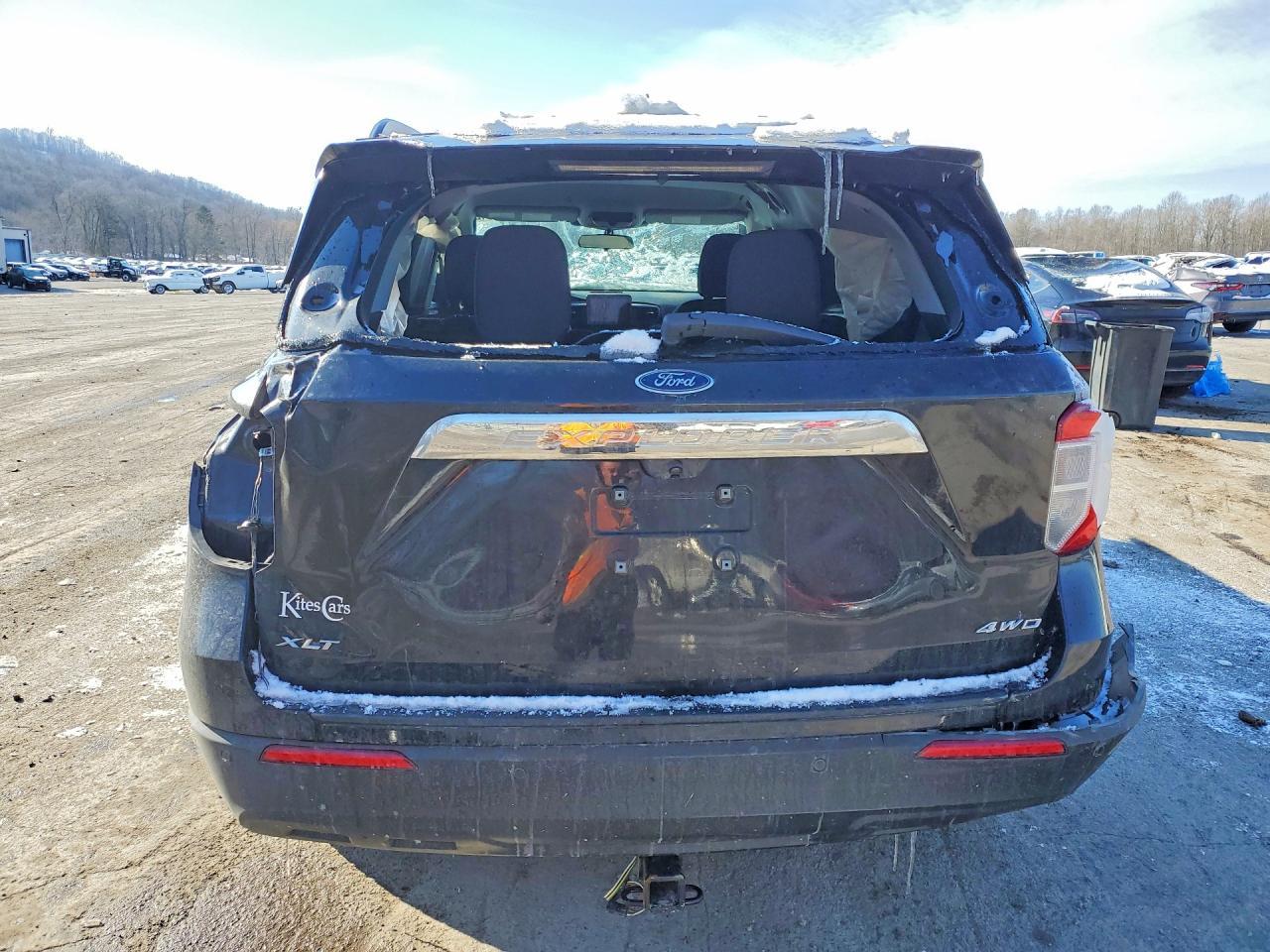 2022 Ford Explorer Xlt - Фото 6