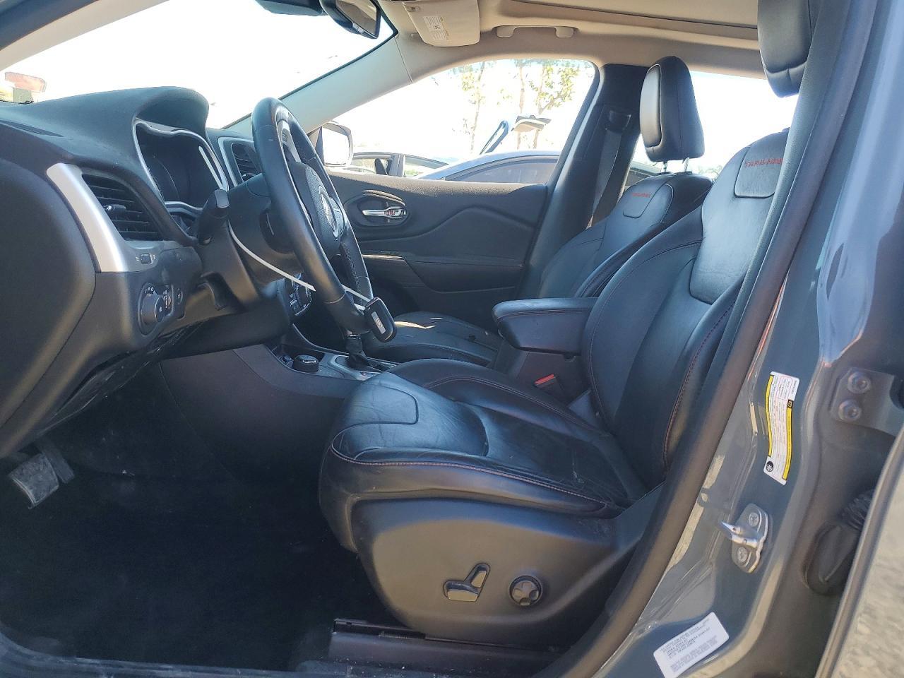 2014 Jeep Cherokee Trailhawk - Image 7