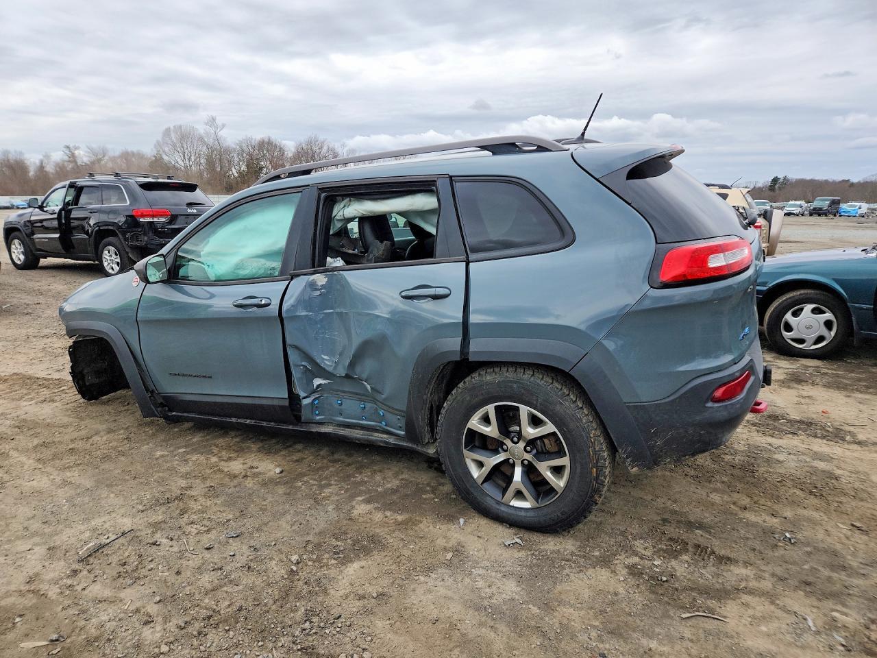 2014 Jeep Cherokee Trailhawk - Фото 2