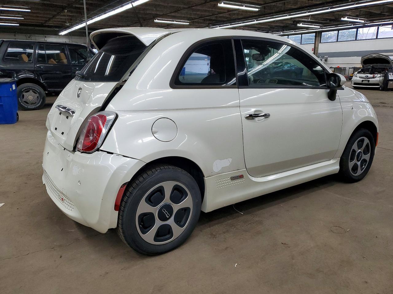 2013 Fiat 500 Electric - Фото 3