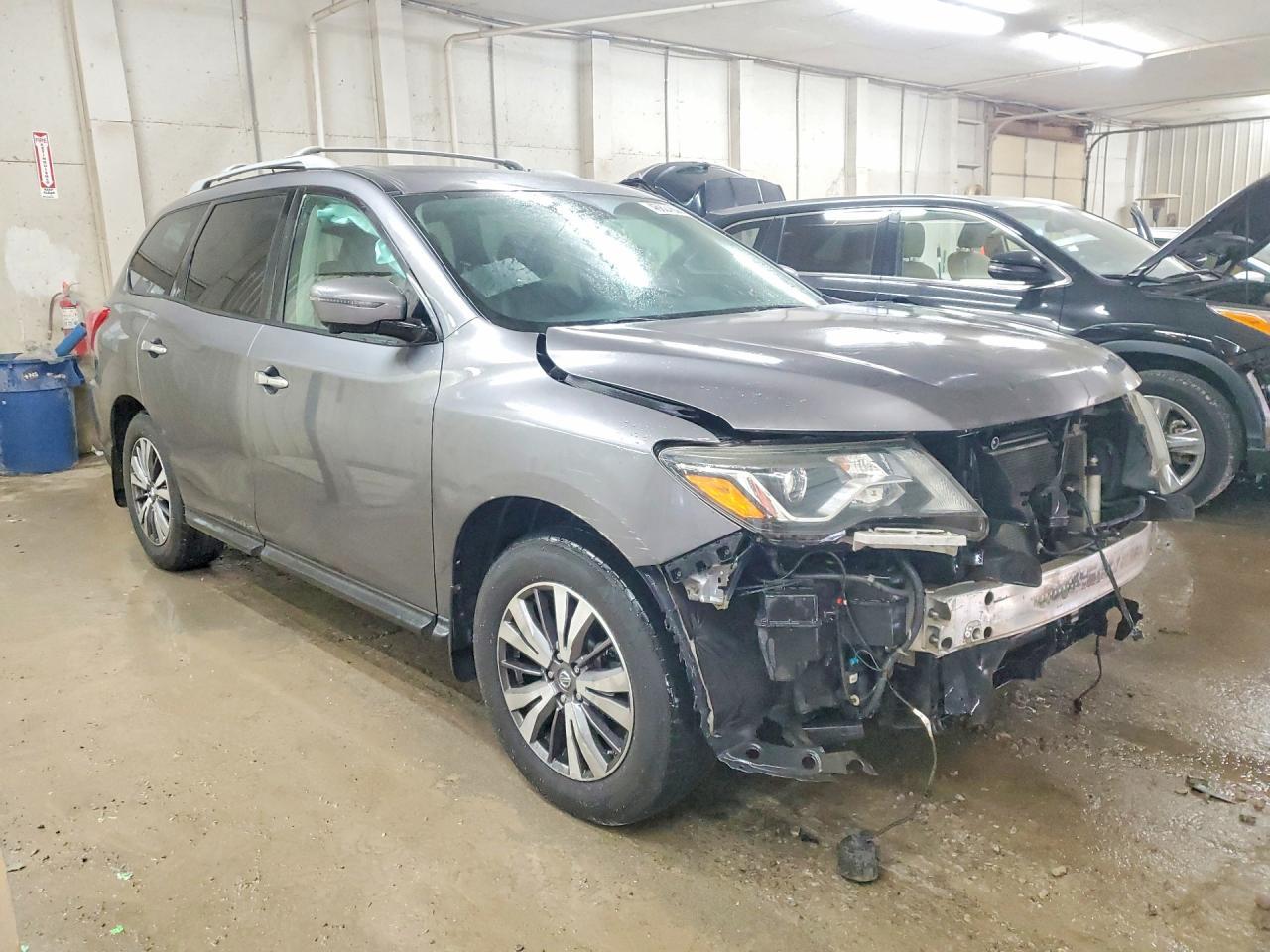2017 Nissan Pathfinder Sl - Фото 4
