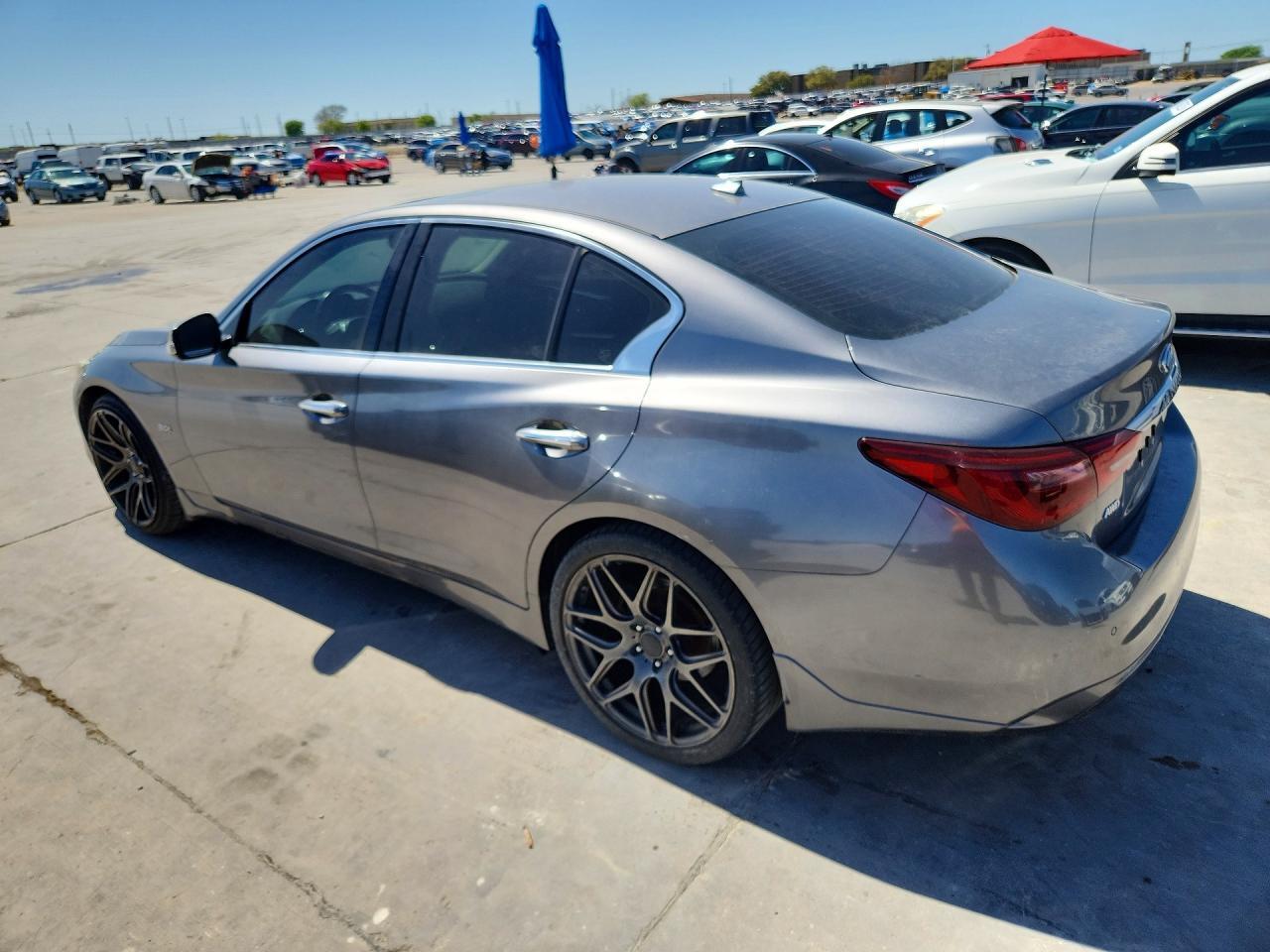 2018 Infiniti Q50 3.0T Luxe - Image 2