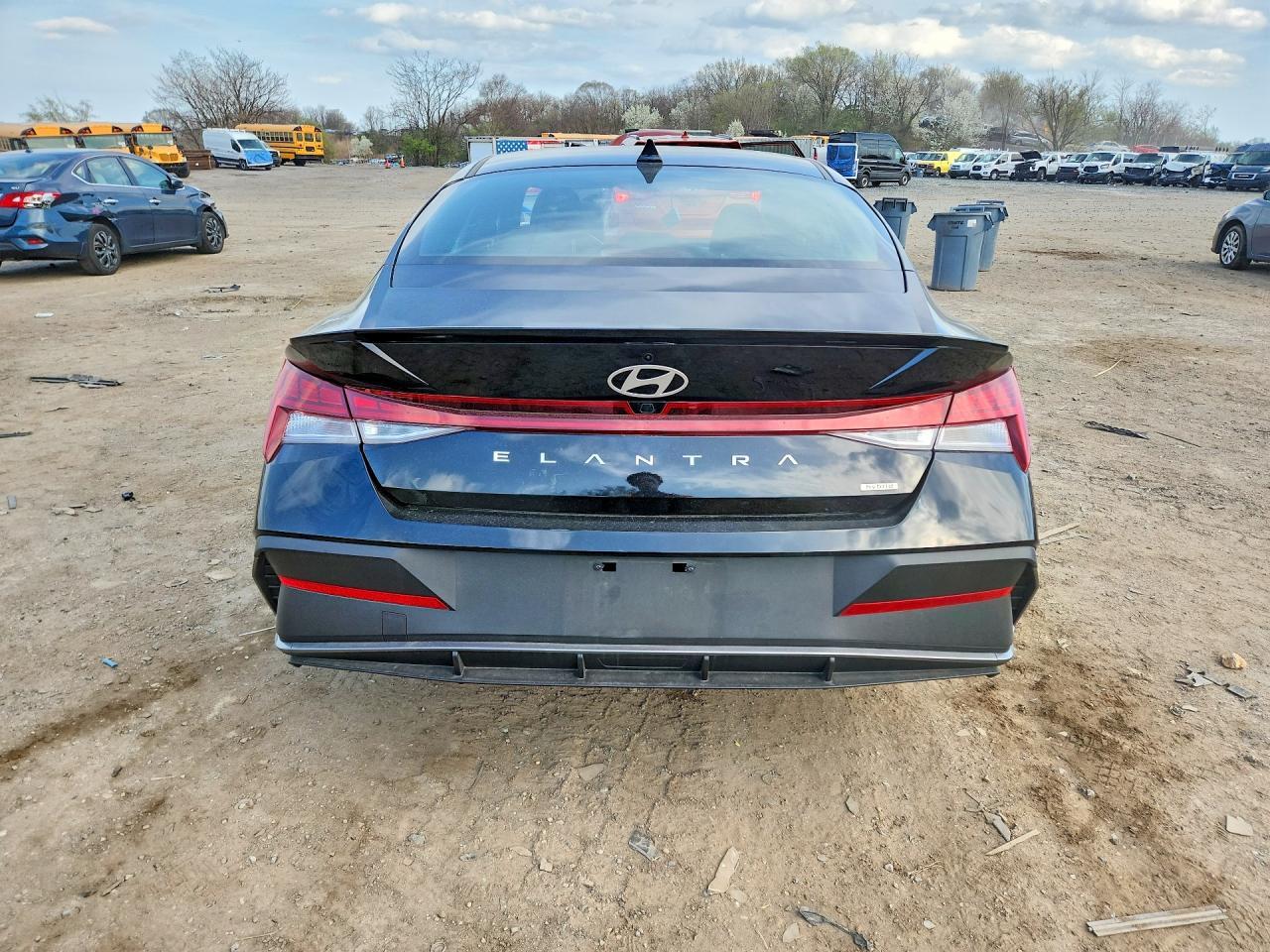 2025 Hyundai Elantra Hybrid Sel Sport - Фото 6