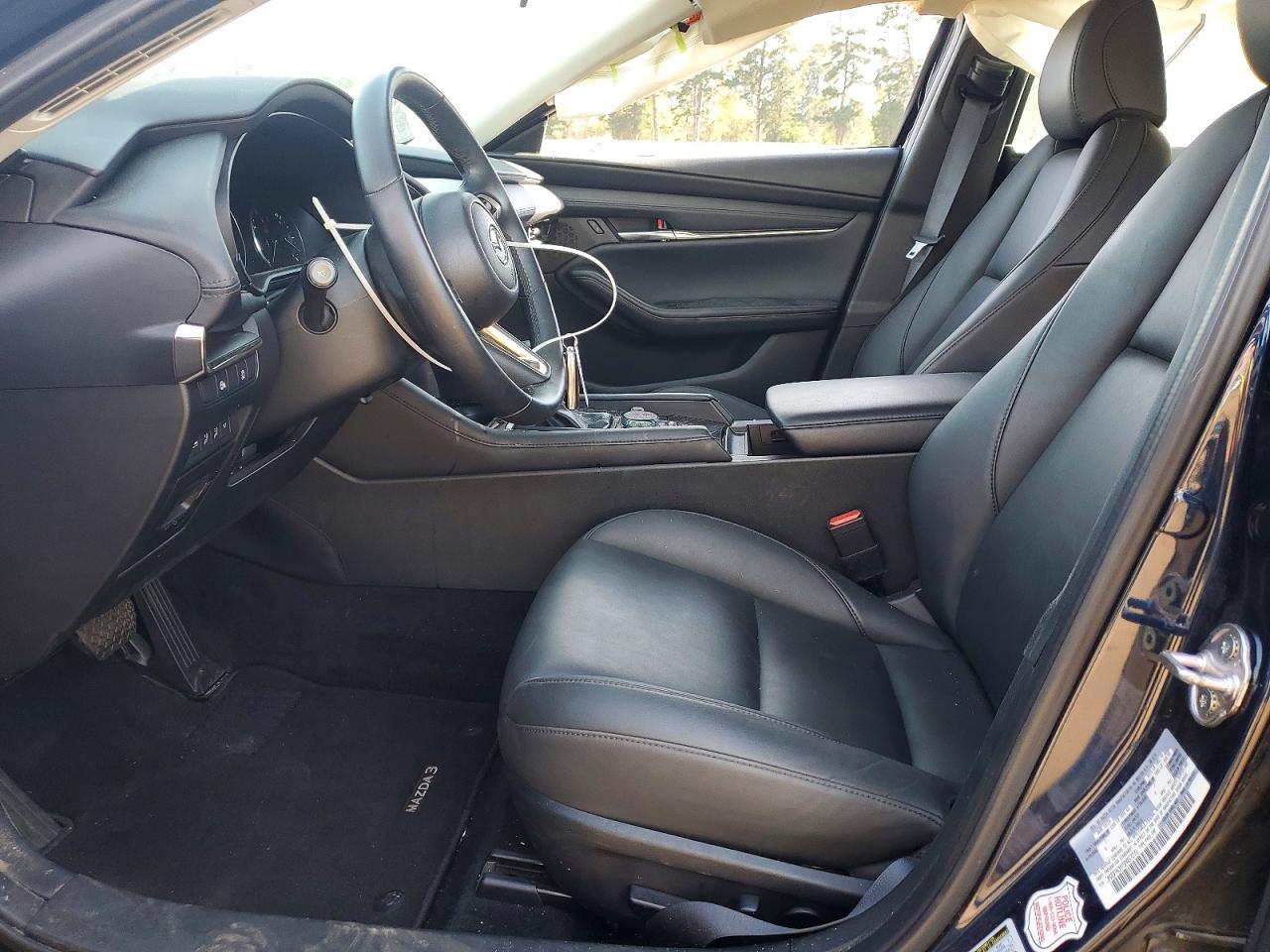 2025 Mazda 3 Preferred - Фото 7