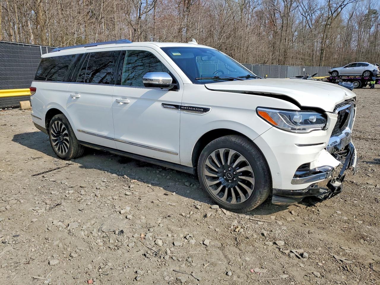 2022 Lincoln Navigator L Black Label - Фото 4