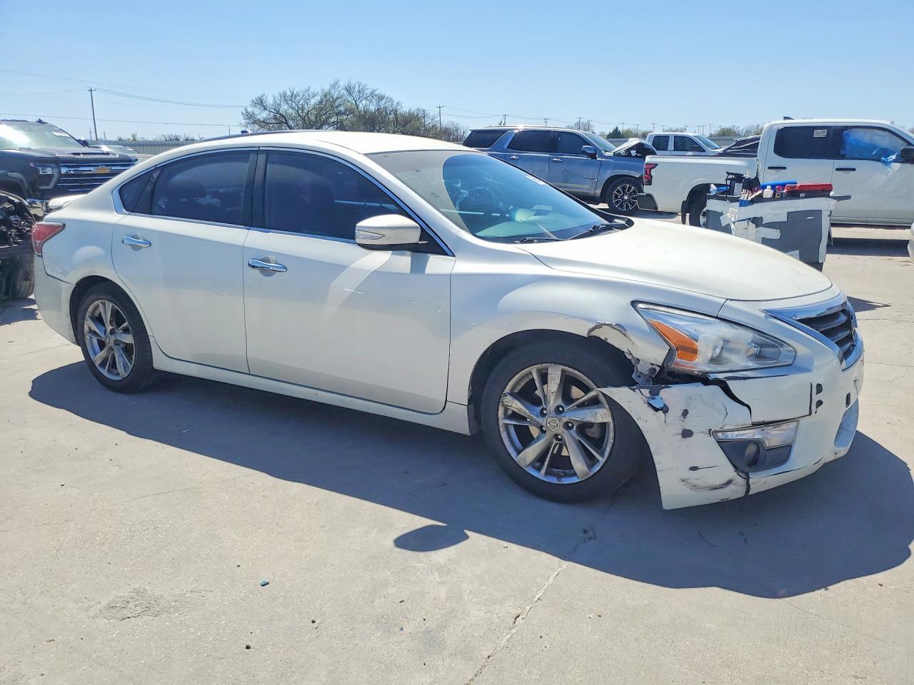 2014 Nissan Altima 2.5 - Image 4