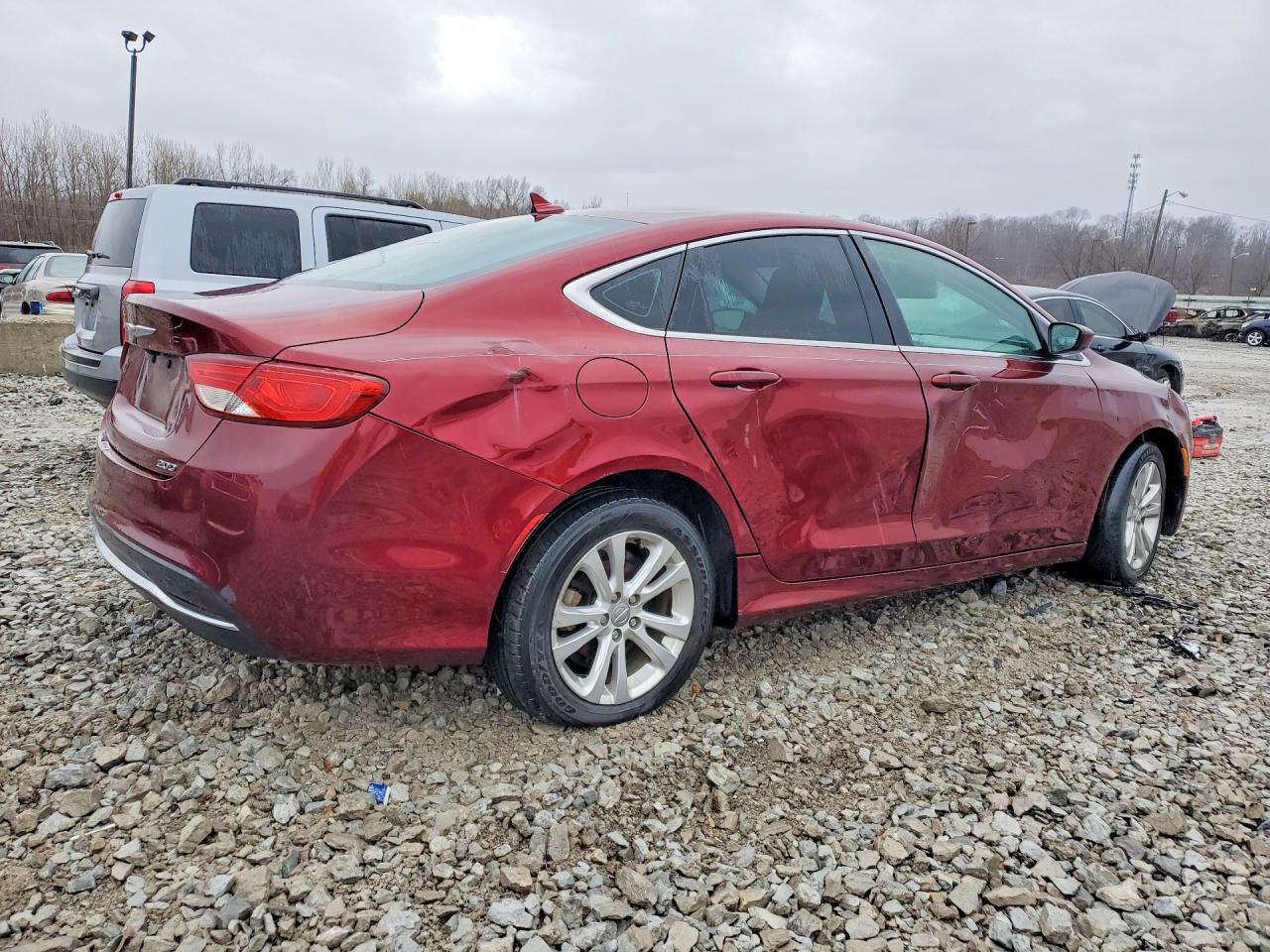 2016 Chrysler 200 Limited - Фото 3