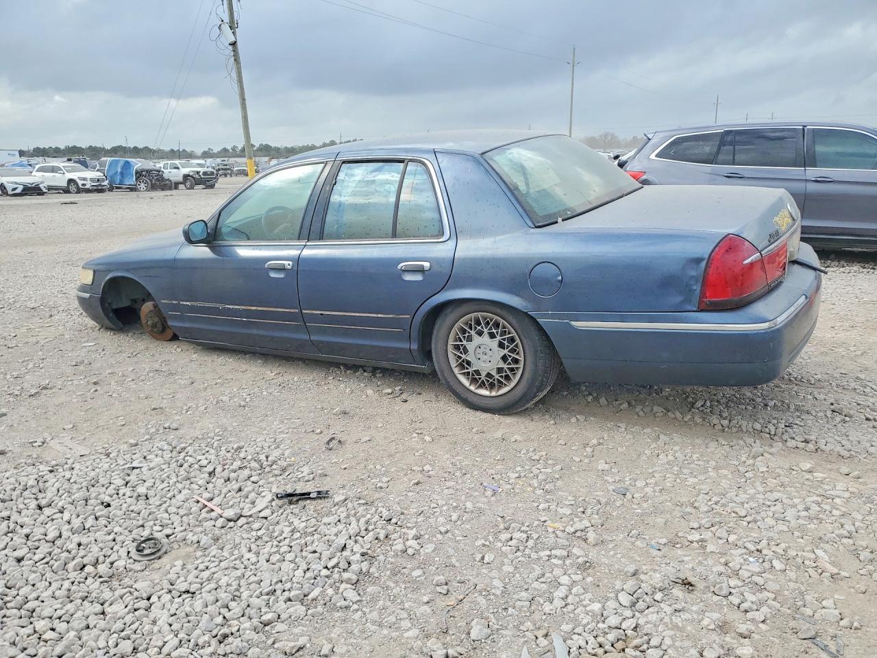 1998 Mercury Grand Marquis Gs - Фото 2