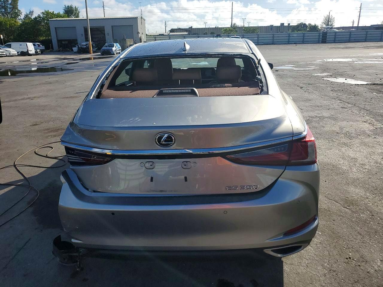 2019 Lexus Es 350 Base - Image 6