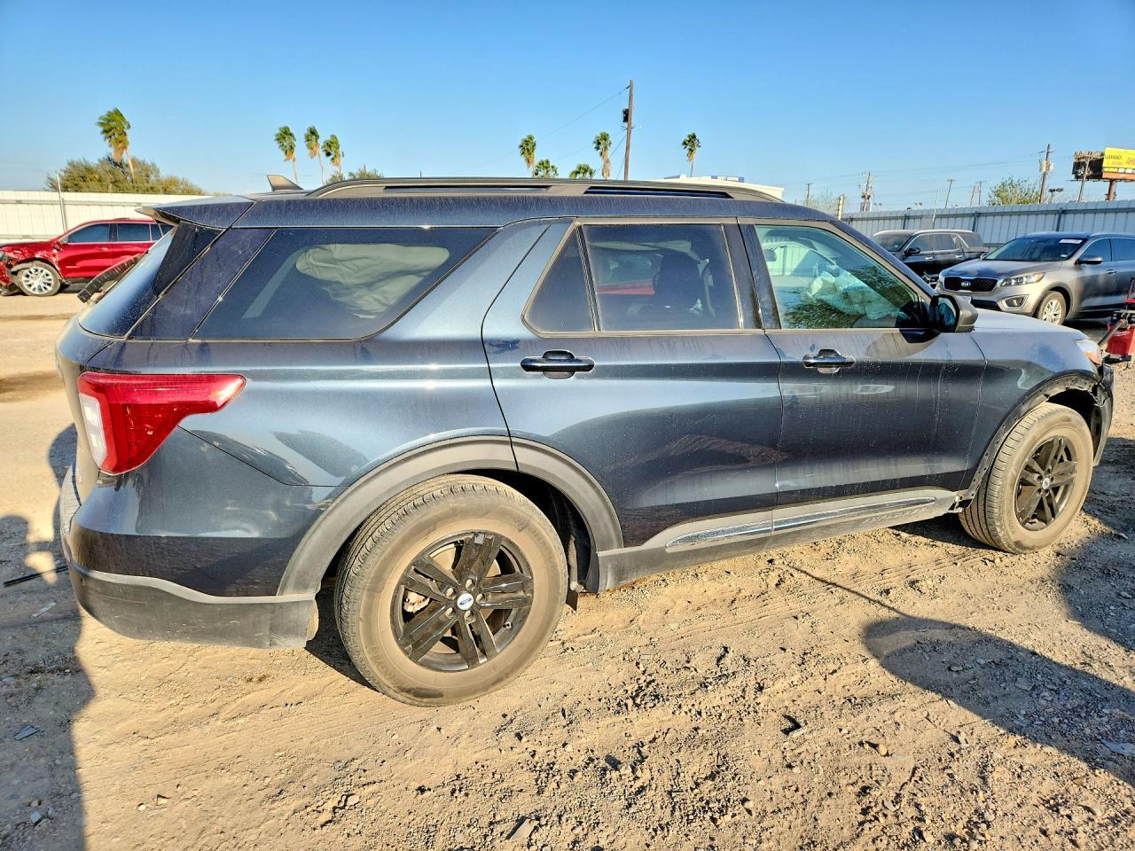 2023 Ford Explorerxl - Image 3