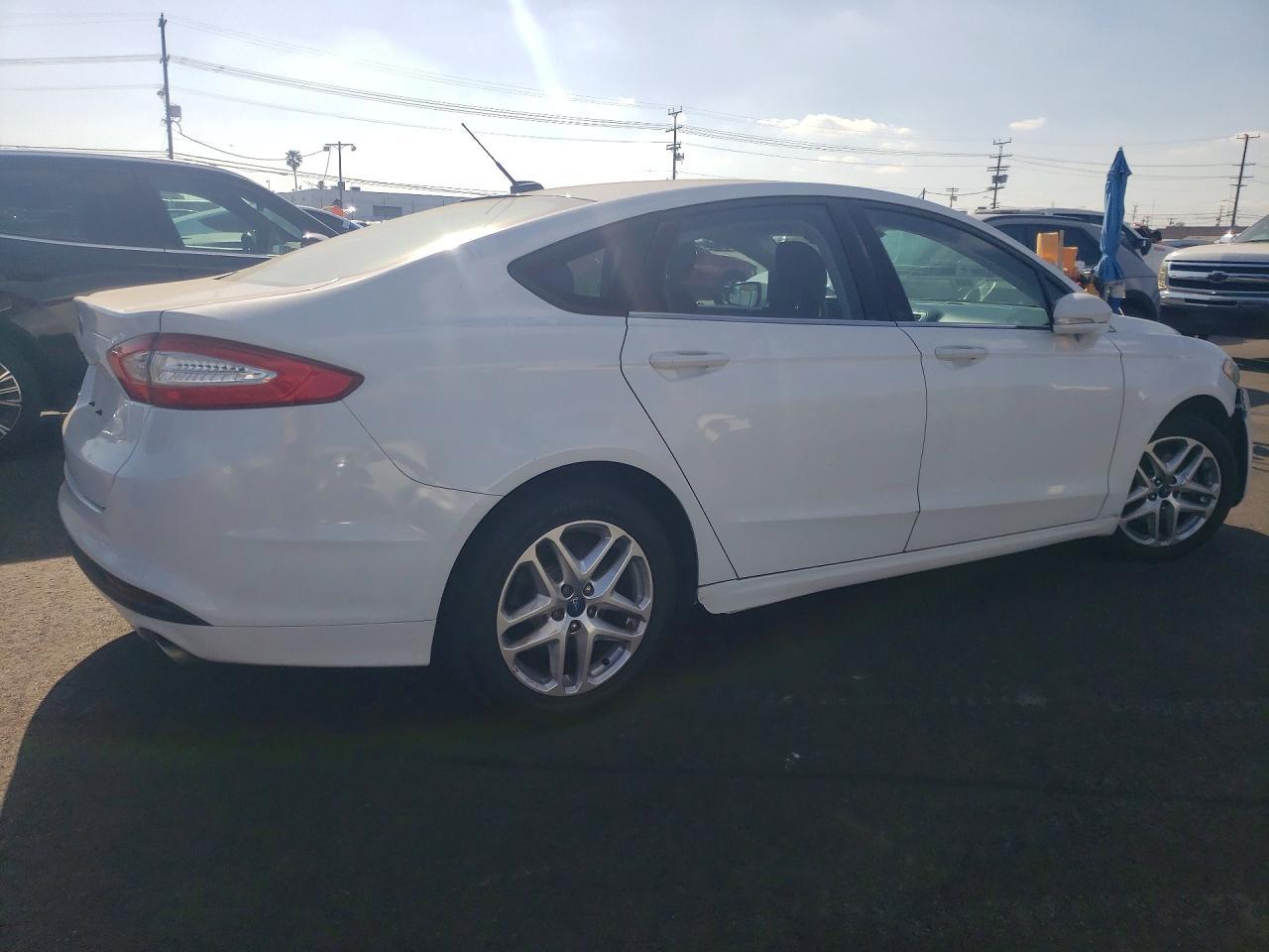 2013 Ford Fusion Se - Фото 3