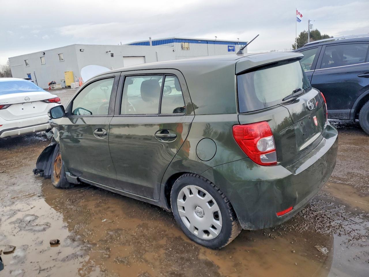 2011 Scion Xd Base - Фото 2