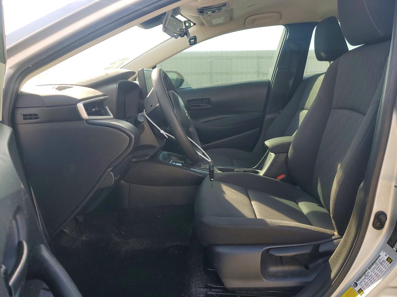 2025 Toyota Corolla Le - Image 7