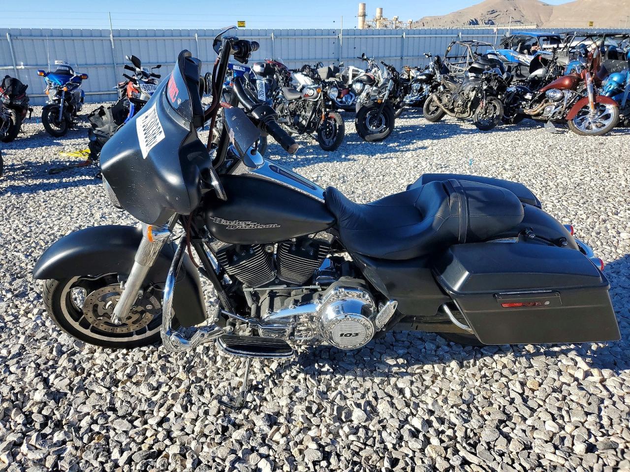 2013 Harley-Davidson Flhx Street Glide - Image 3