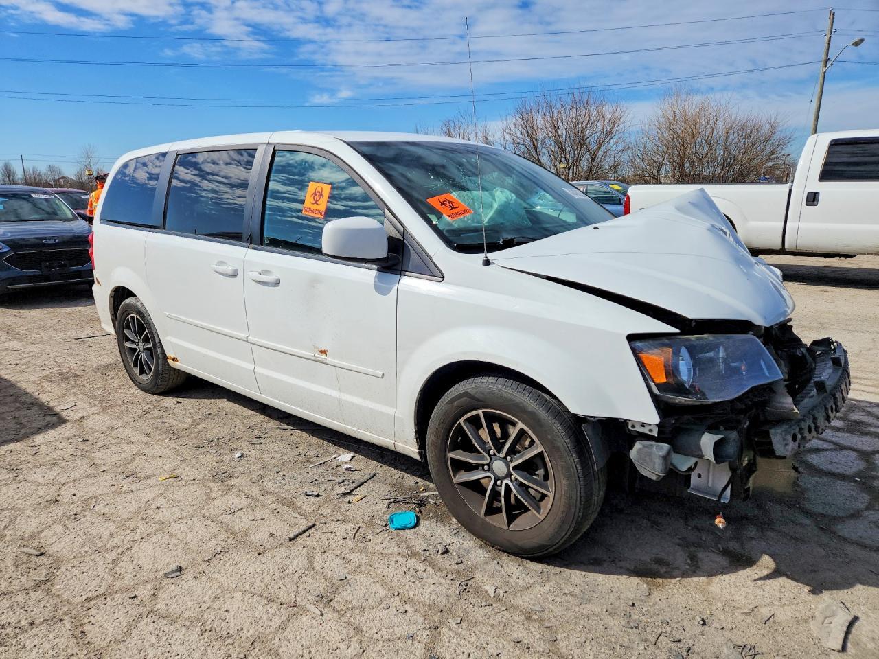 2015 Dodge Grand Caravan Sxt - Фото 4