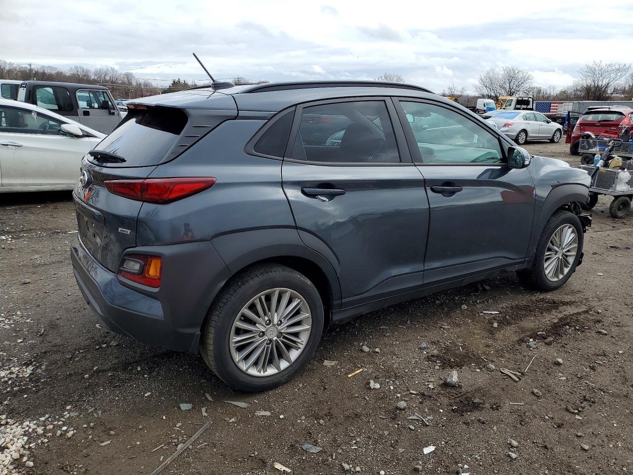 2021 Hyundai Kona Sel - Фото 3