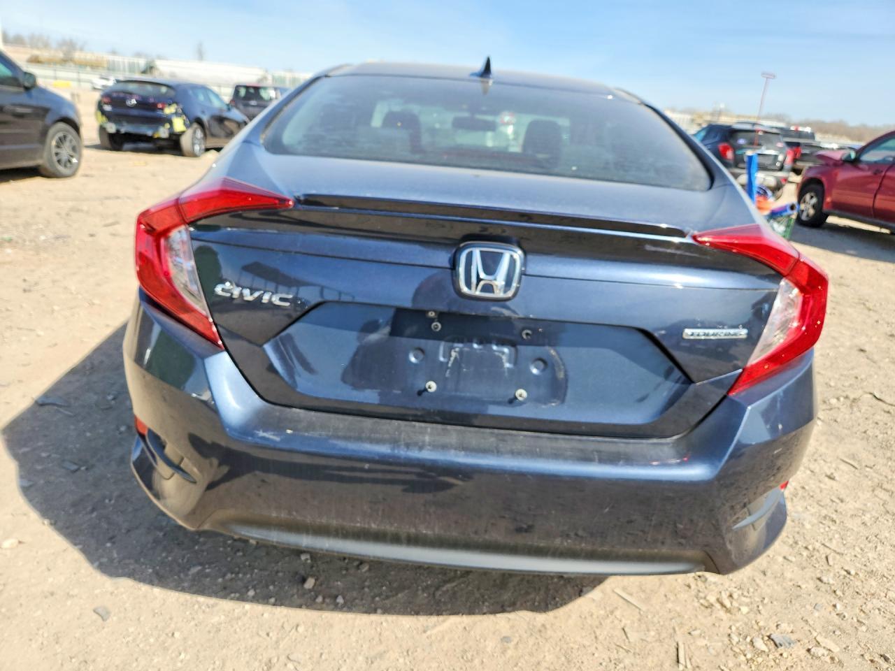 2018 Honda Civic Touring - Фото 6