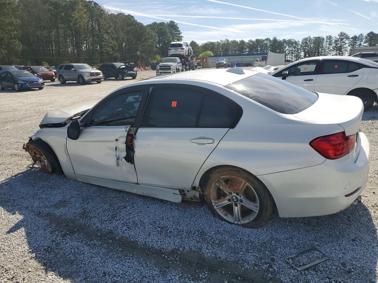 2014 BMW 328 I - Image 2