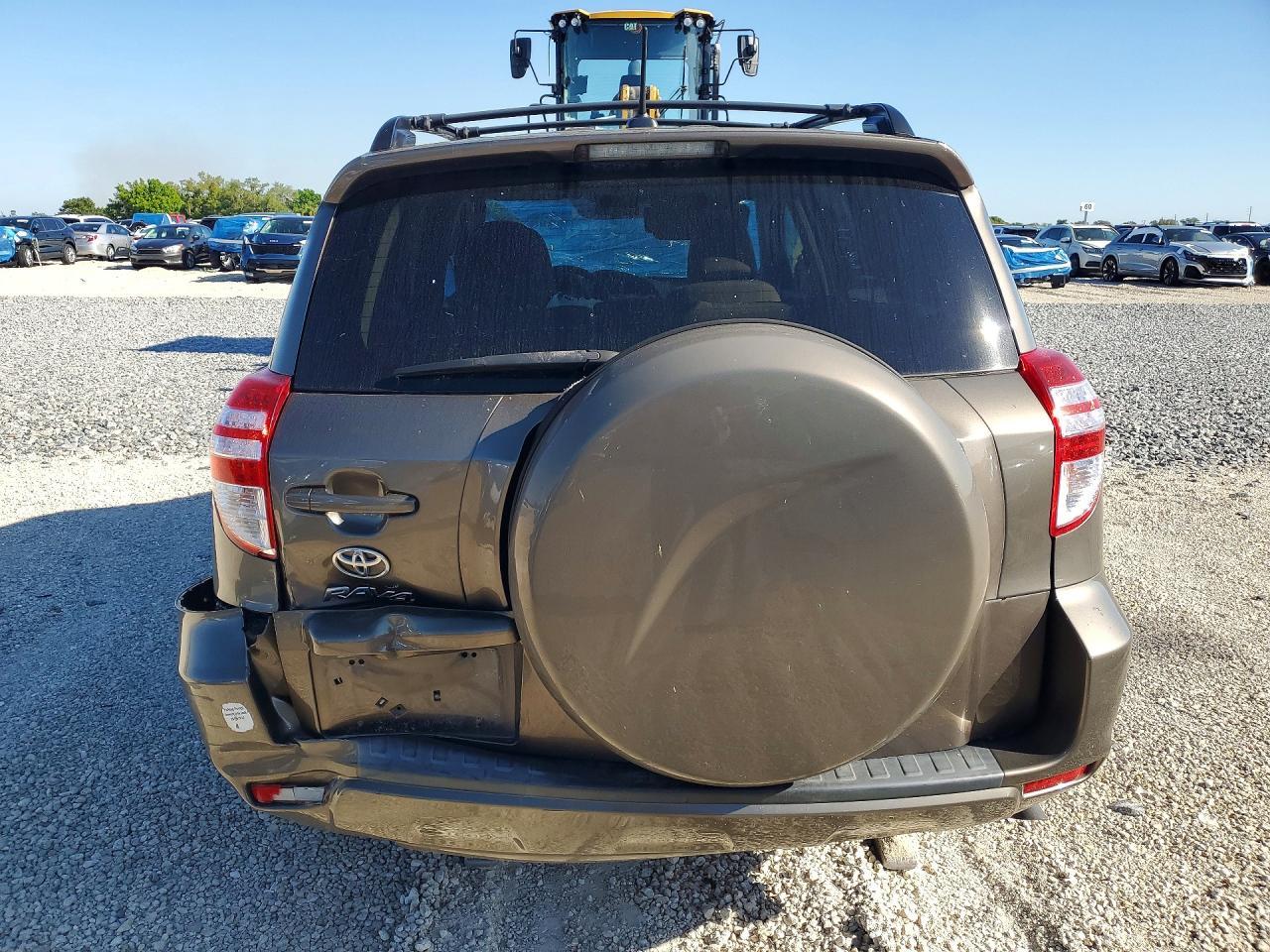 2011 Toyota Rav4 Base - Фото 6