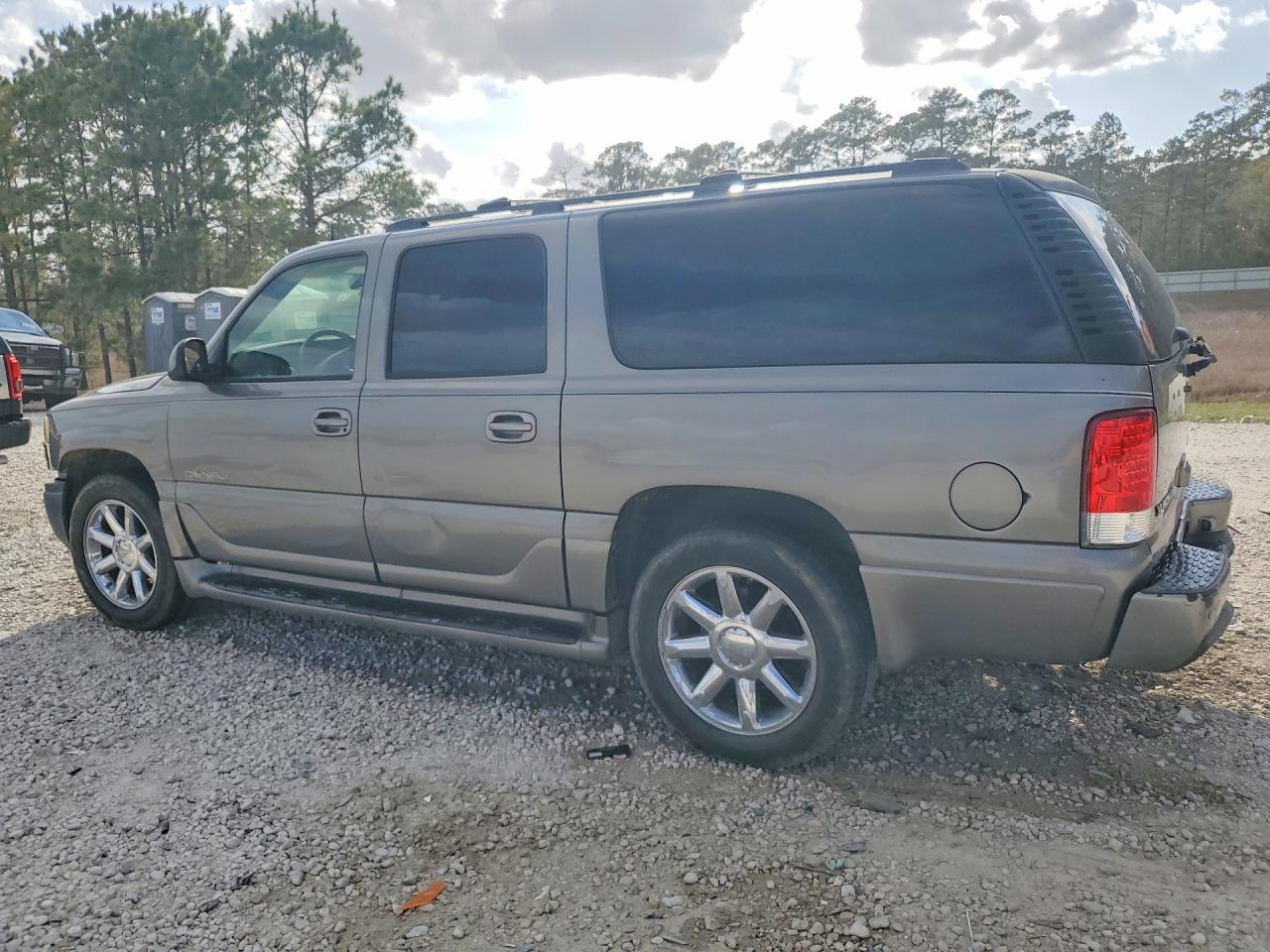 2005 GMC Yukon Xl Denali - Фото 2