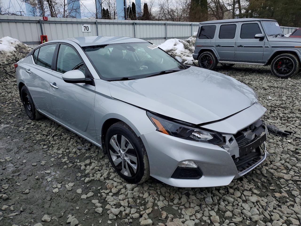 2022 Nissan Altima 2.5 S - Фото 4