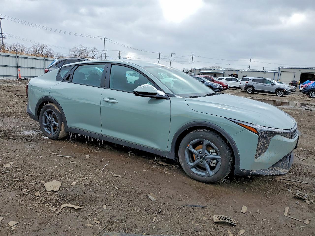 2025 Kia K4 Lxs - Image 4