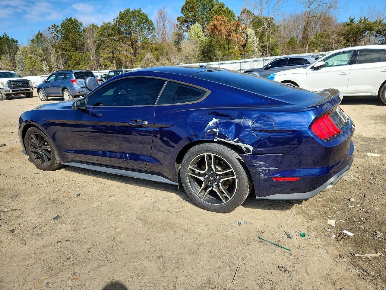2019 Ford Mustang - Image 2