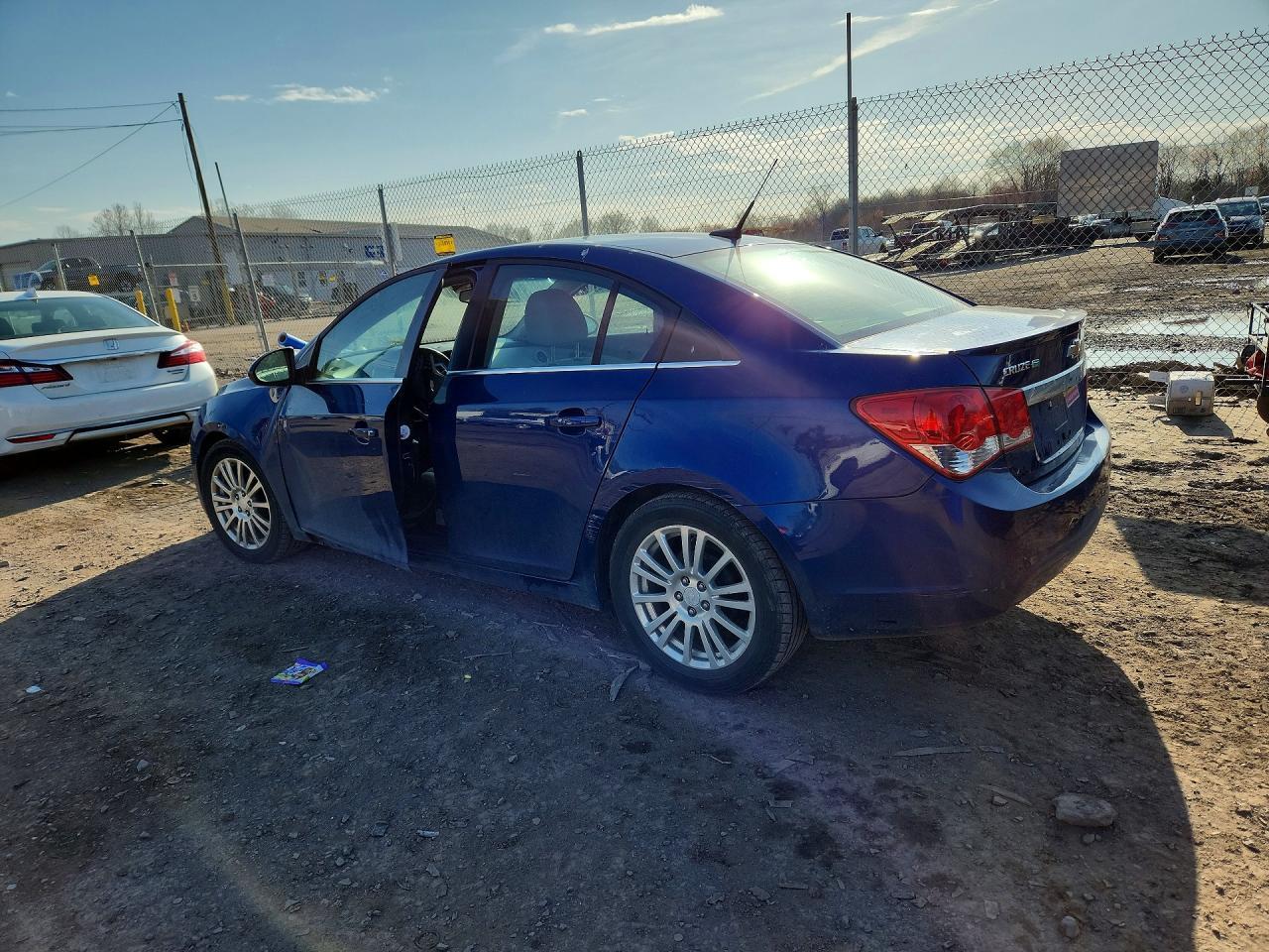 2012 Chevrolet Cruze Eco - Фото 2