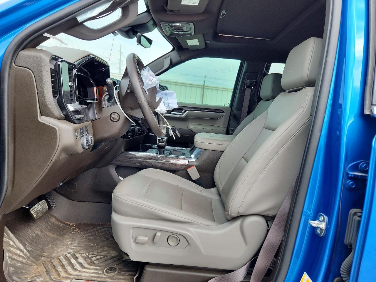 2023 Chevrolet Silverado - Image 7