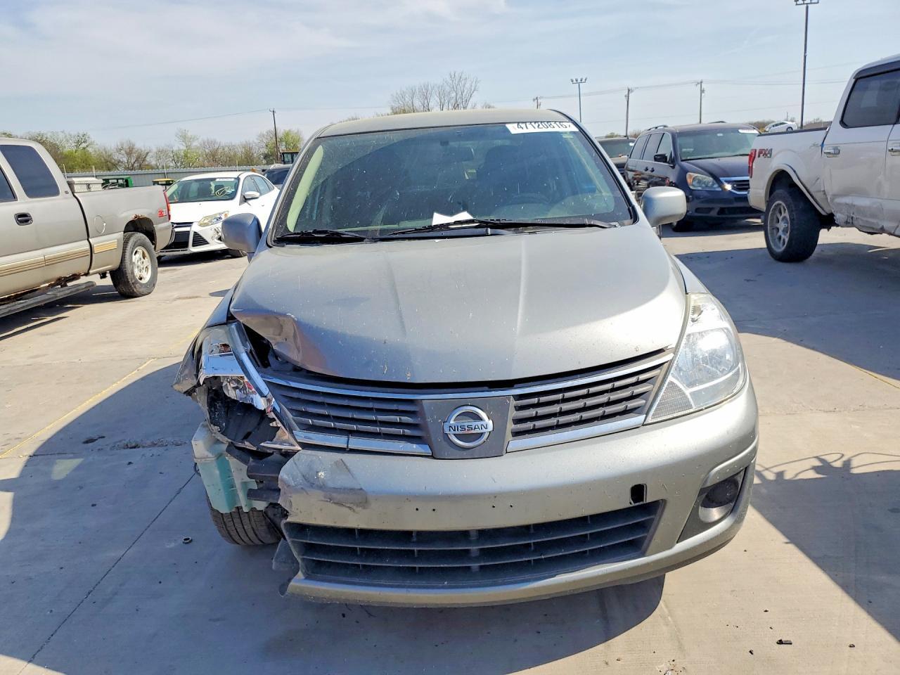 2008 Nissan Versa 1.8 S - Фото 5