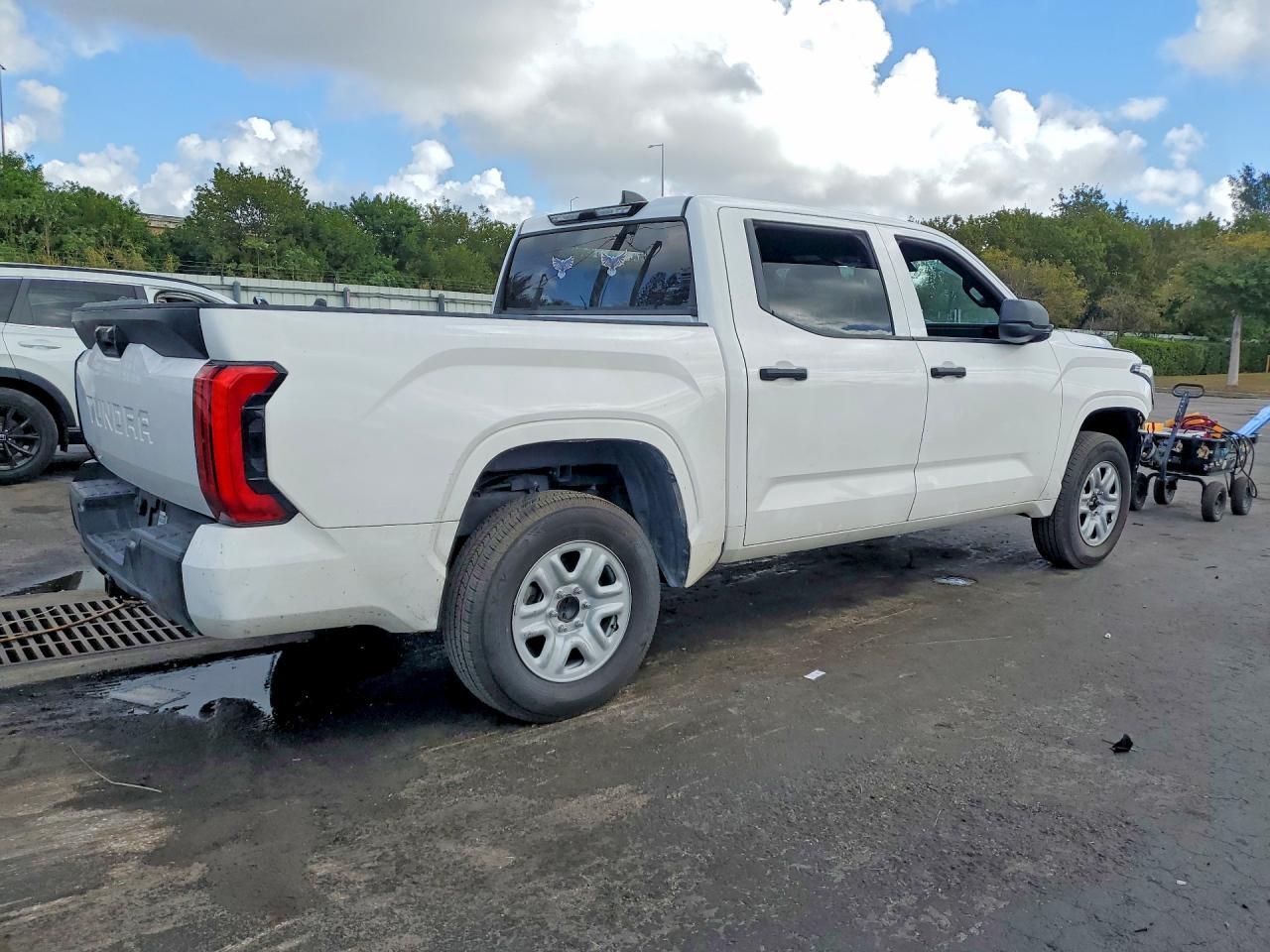 2025 Toyota Tundra Sr - Фото 3