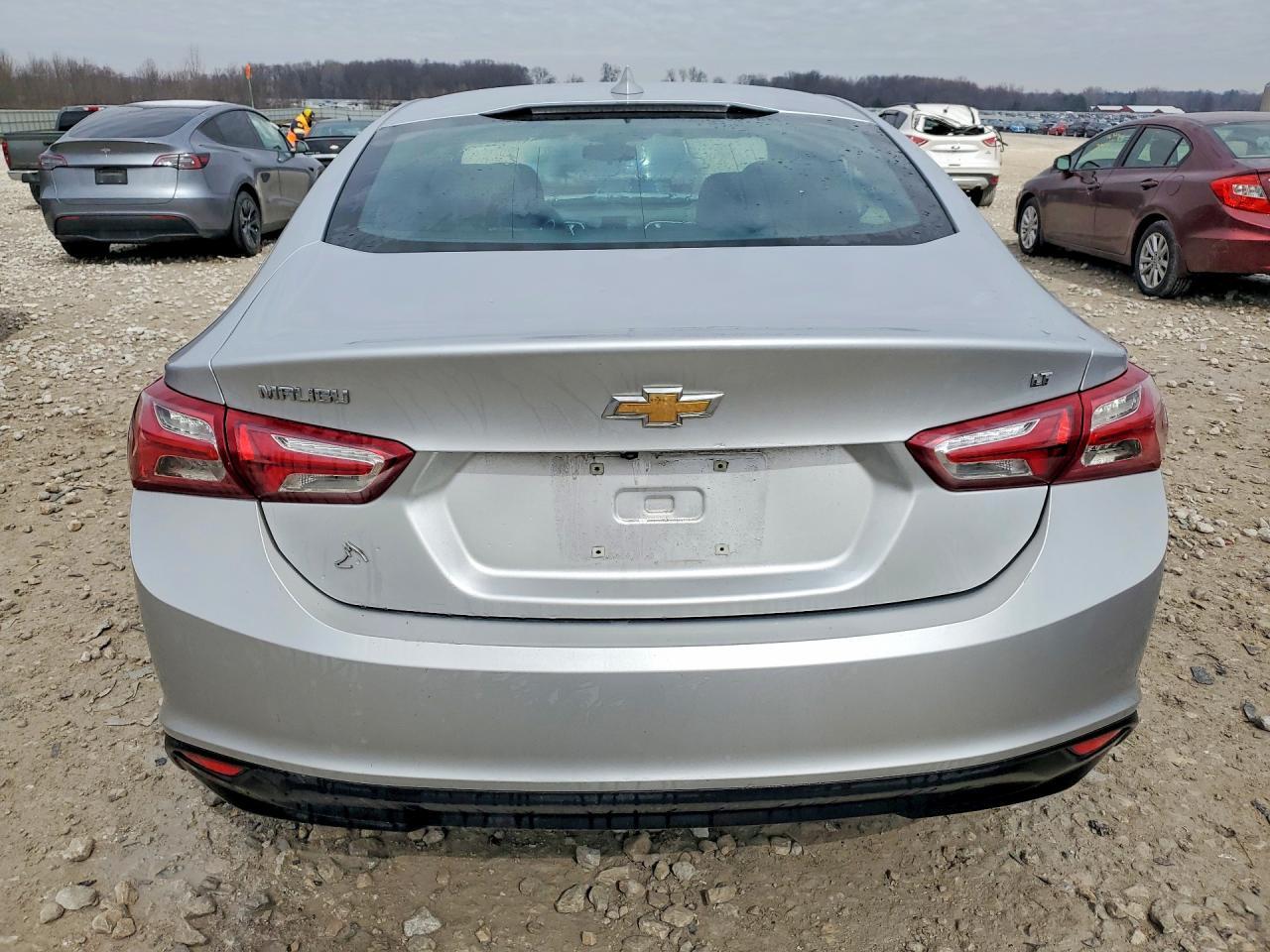 2021 Chevrolet Malibu Lt - Фото 6