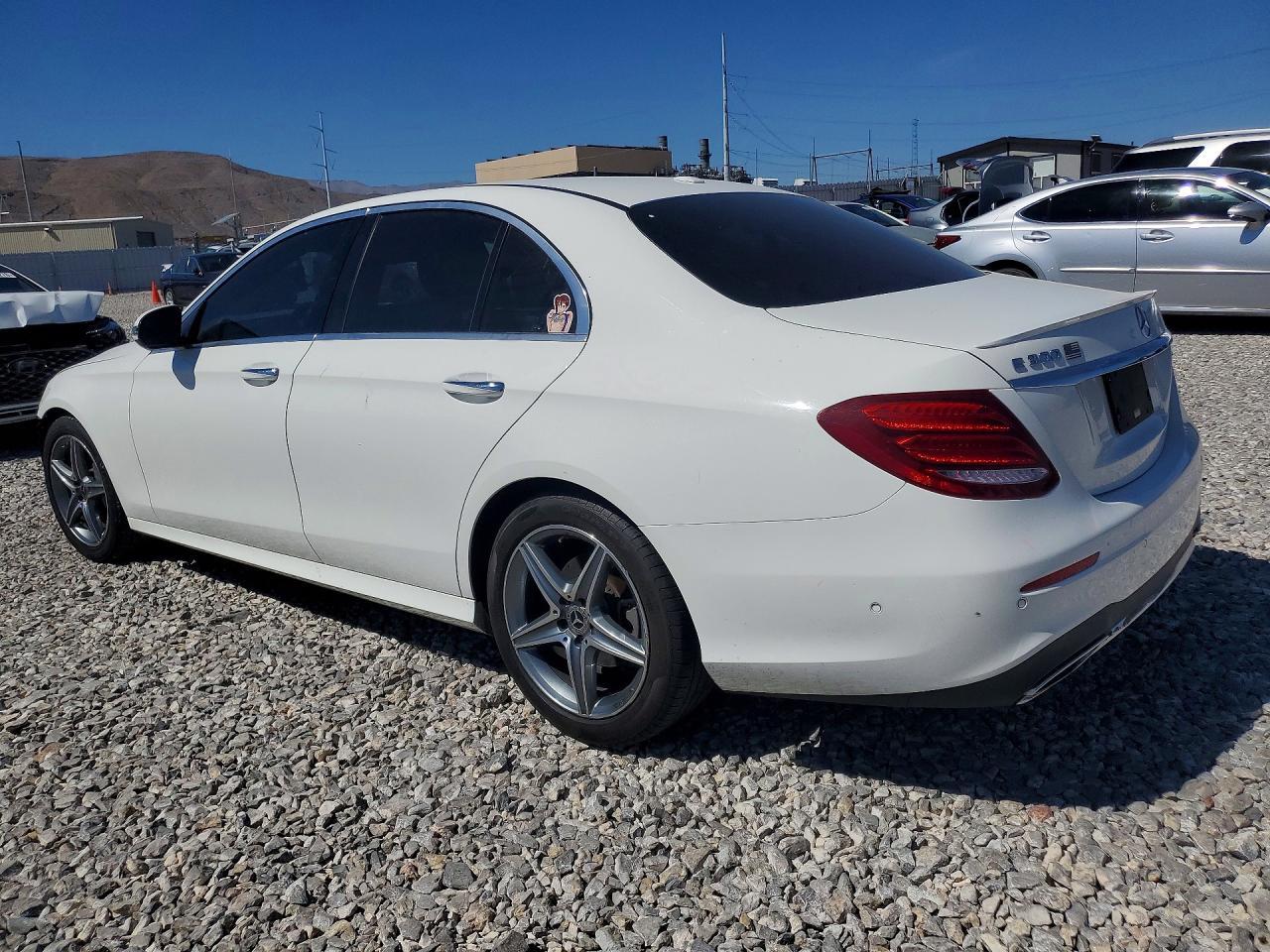 2018 Mercedes-Benz E 300 - Image 2