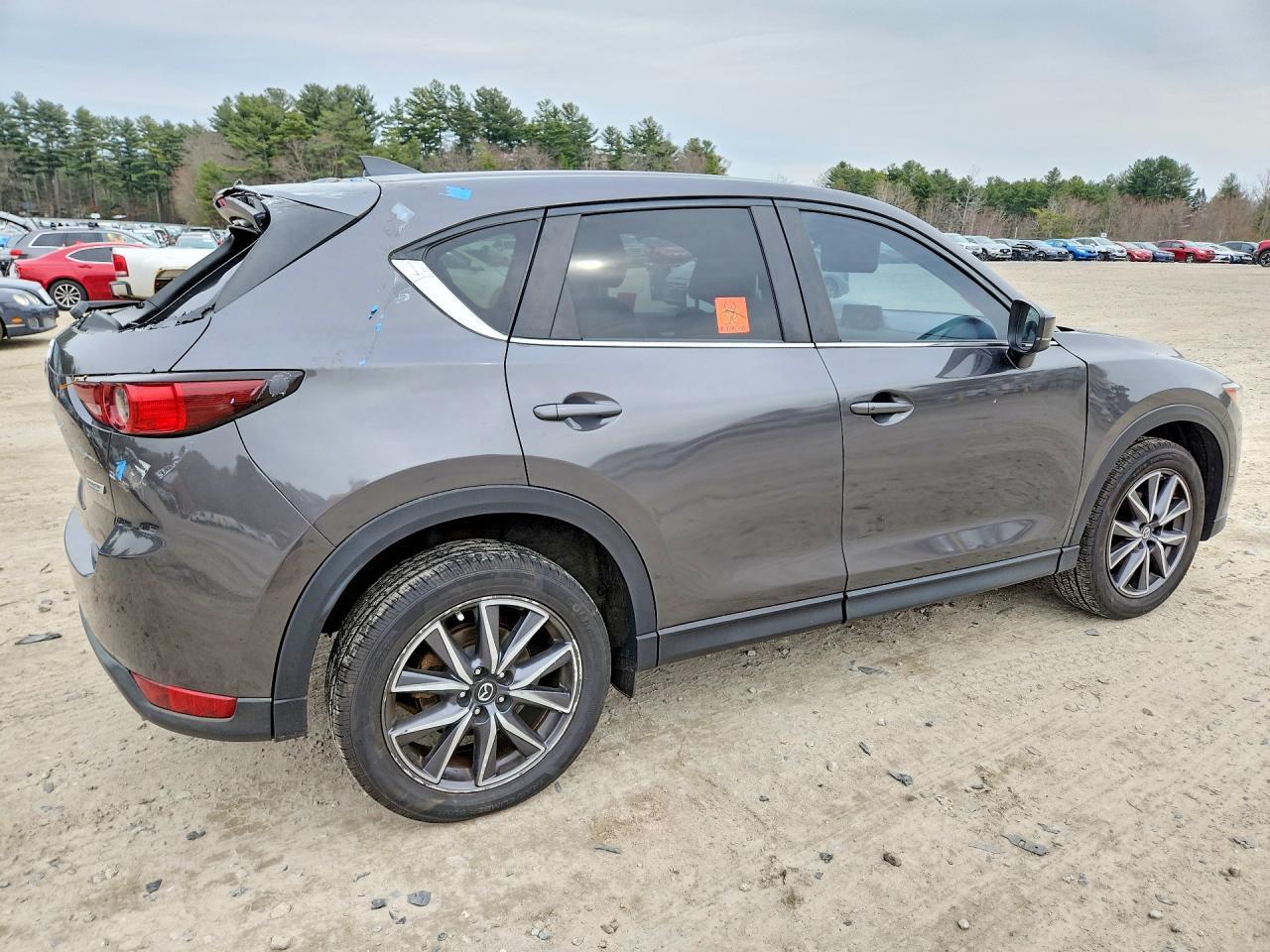 2018 Mazda Cx-5 Touring - Image 3
