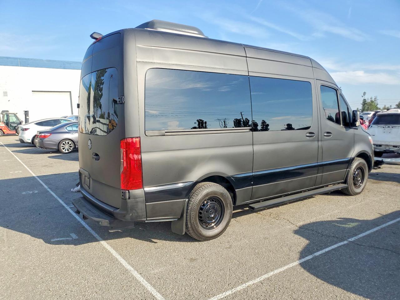 2023 Mercedes-Benz Sprinter 2500 - Image 3