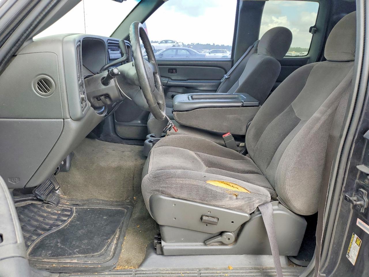 2004 GMC New Sierra C1500 - Фото 7