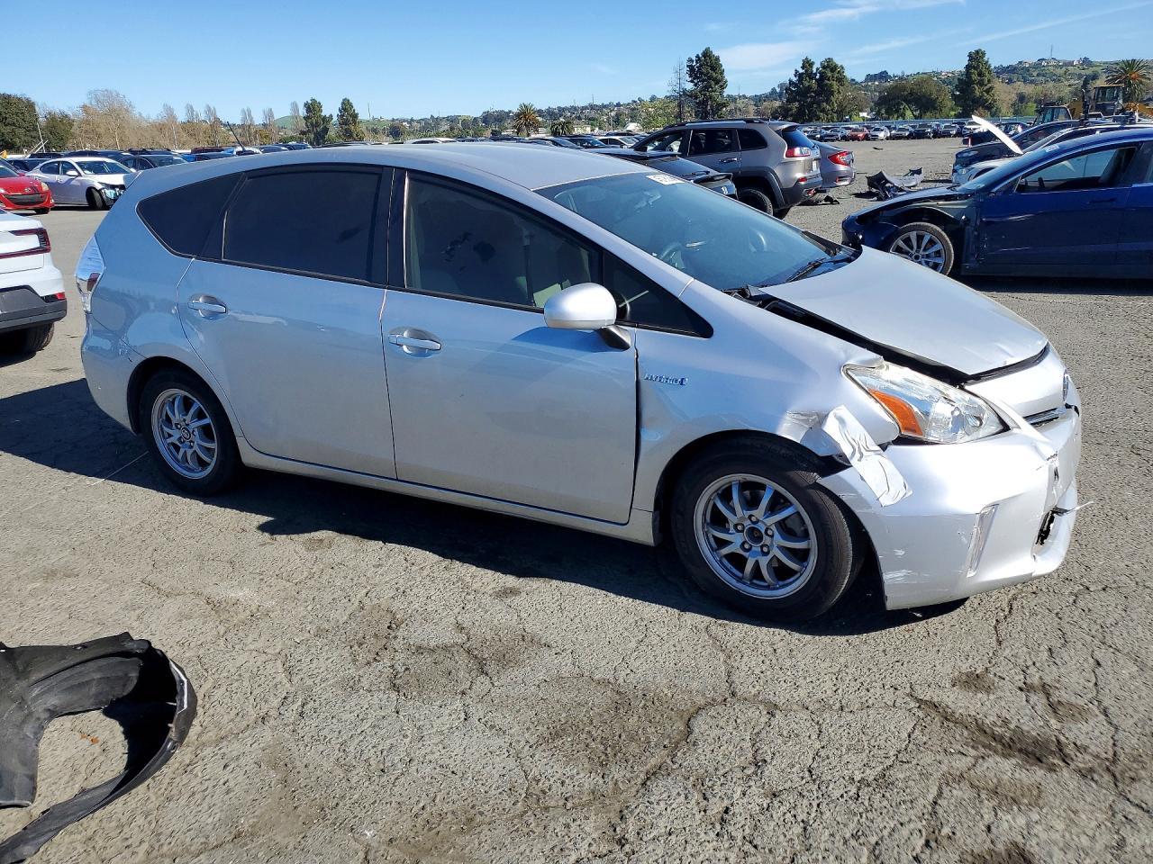2024 Toyota Prius - Фото 4